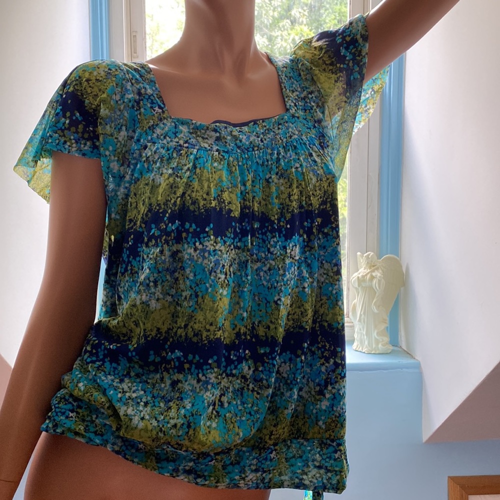 APT 9  Short Sleeve BLOUSE in Bright Blue & Green Summery Print EUC L